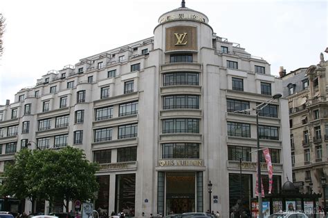 louis vuitton head office paris|lvmh headquarters paris.